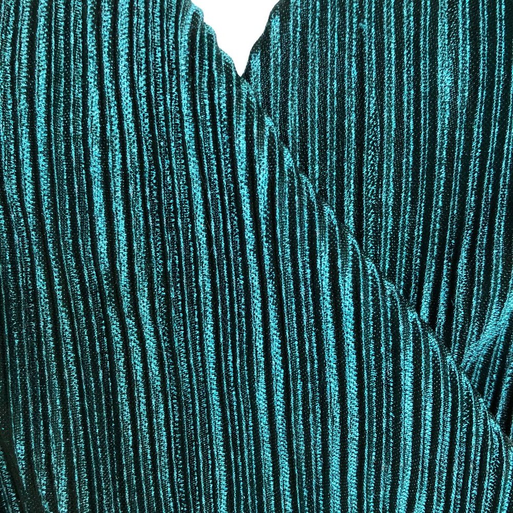 Torrid Size 3 Wrap Around Dress - Picture 2 of 7